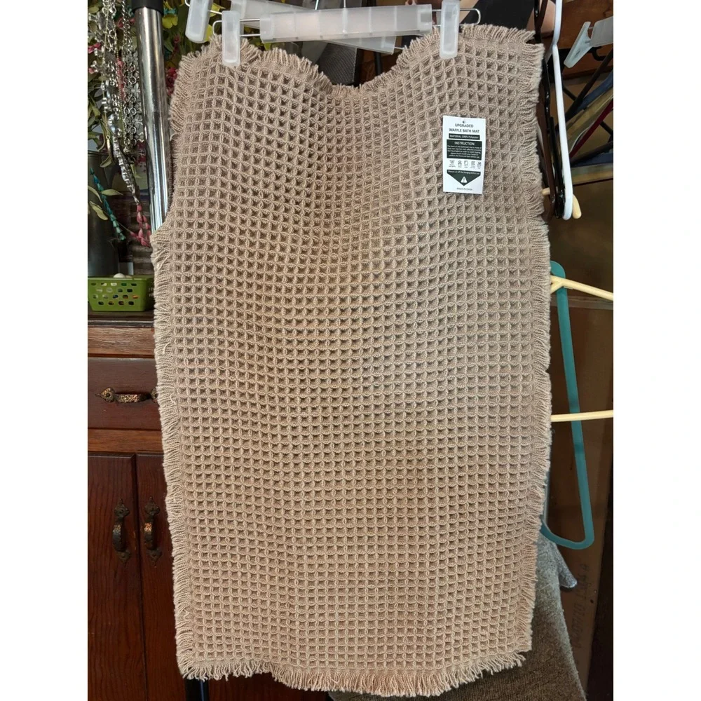 Upgraded Waffle Bath Mat Tan Fringed Non-Slip Honeycomb Texture 100% Polyester